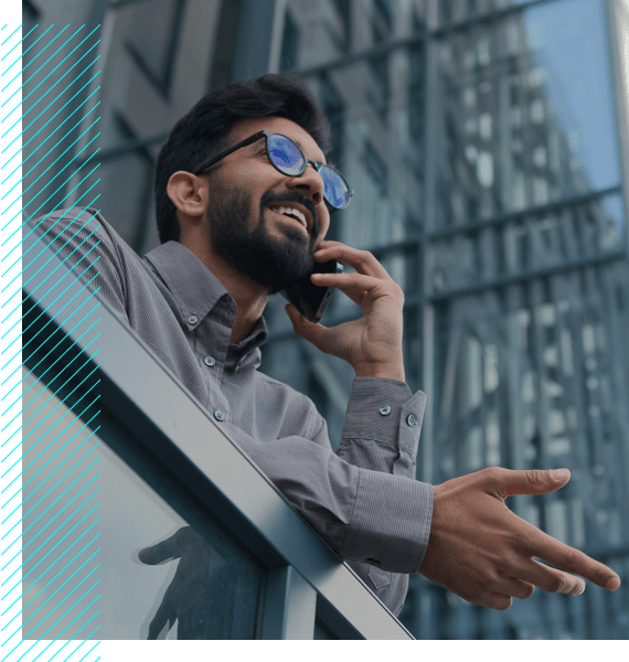 kordia_person_on_device_L_4-min